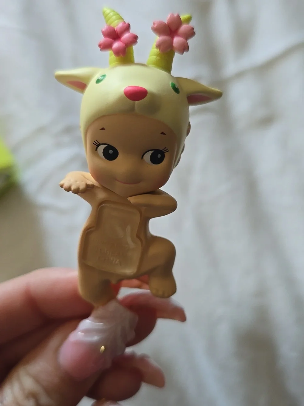 Sonny Angel Cherry Blossom Goat Hipper Authentic - Picture 3 of 8